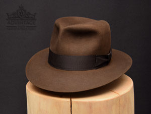 Read more about the article Short Raiders Hat