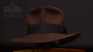 Kurzer SoC Fedora Hut in "chocolate"