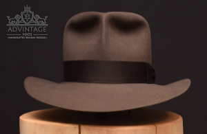 Custom Fedora Hut in Smoke-Grey