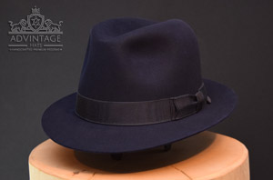 Blue Blacklist Trilby Hut in Dark-Royal