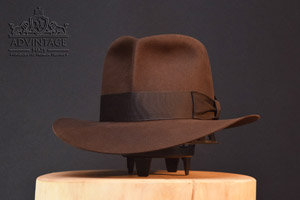Raider Fedora Hut mit kürzerer Krone in True-Sable
