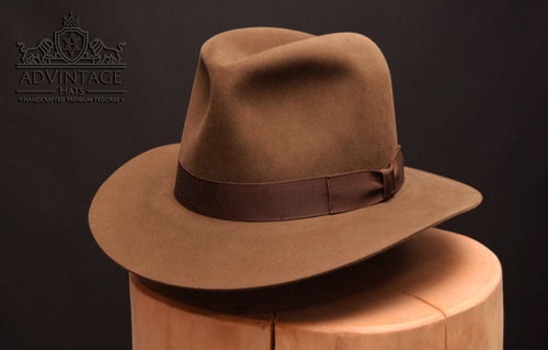 Custom Fedora hat in Light-Sable - based on the hat of Alan Grant in Jurassic Park 3