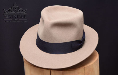 Klassischer Fedora Hut in Natur (Custom)