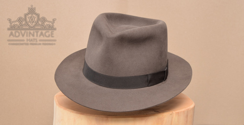 Custom Fedora hat in Smoke-Grey
