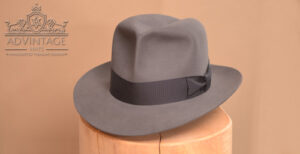 Read more about the article Clipper Fedora in Steel-Grey