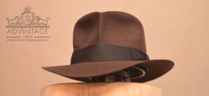 Mehr über den Artikel erfahren dezenter Streets of Cairo Fedora in True-Sable