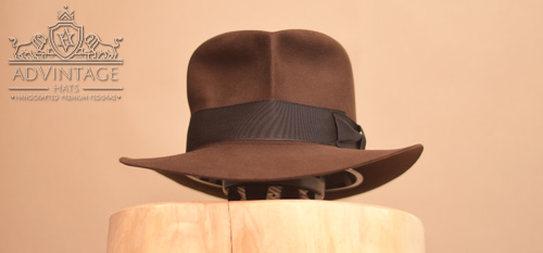 Hero SoC Fedora Hut in True-Sable (nicht verwittert)