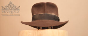 Read more about the article Legend Hero SoC Fedora hat in True-Sable (weathered)