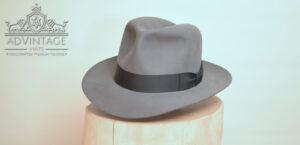 Read more about the article CS / Kingdom Fedora Hat Travel / Train scene in Imperial Grey